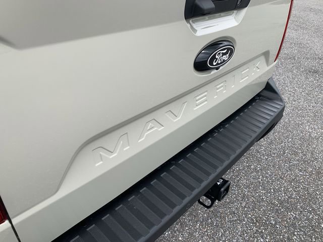 New 2025 Ford Maverick Lariat w/ Black Appearance Package image 11