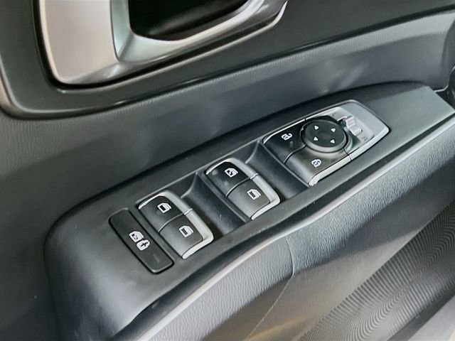 Certified 2024 Kia Sorento LX image 17