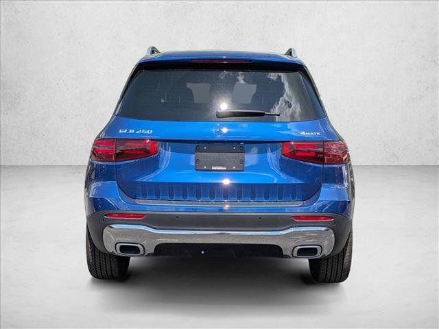 New 2026 Mercedes-Benz GLB 250 4MATIC image 8