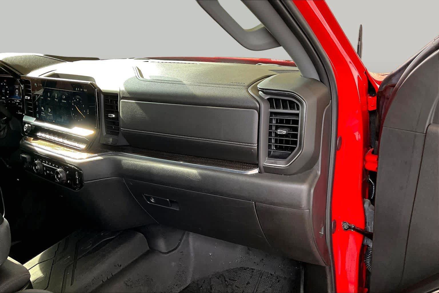 Used 2024 Chevrolet Silverado 1500 LT w/ Protection Package RWD image 18