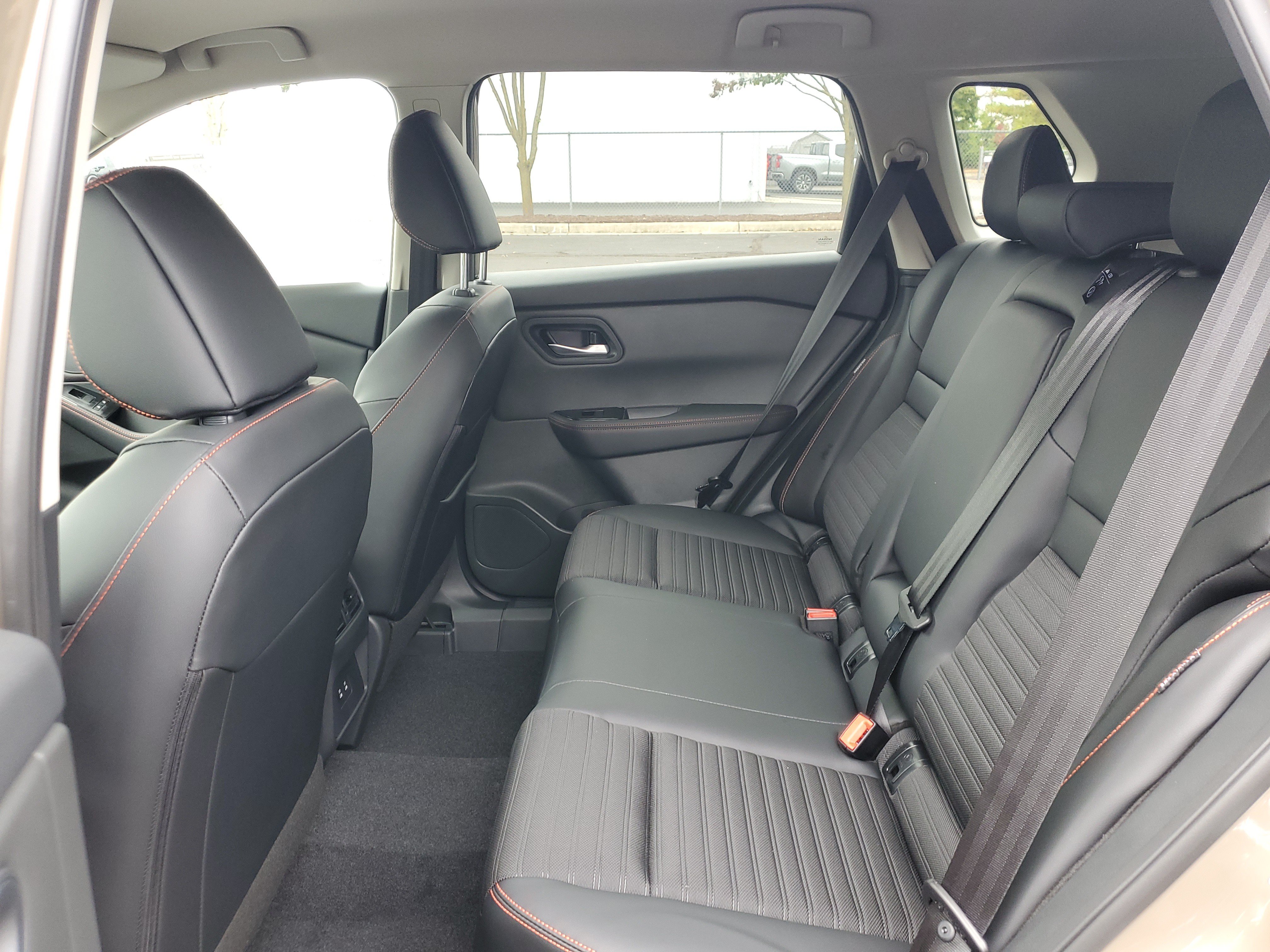 New 2027 Nissan Rogue SV w/ Rock Creek Premium Package AWD/4WD image 28