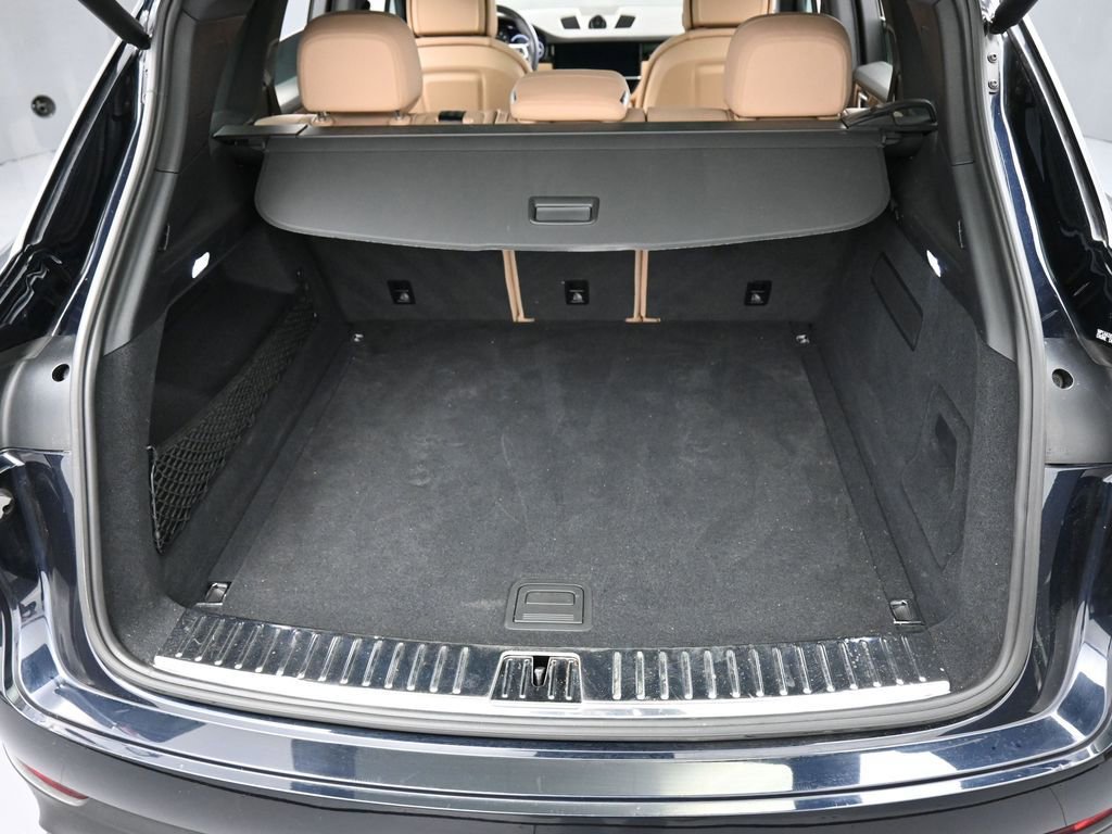 Used 2020 Porsche Cayenne AWD/4WD image 32