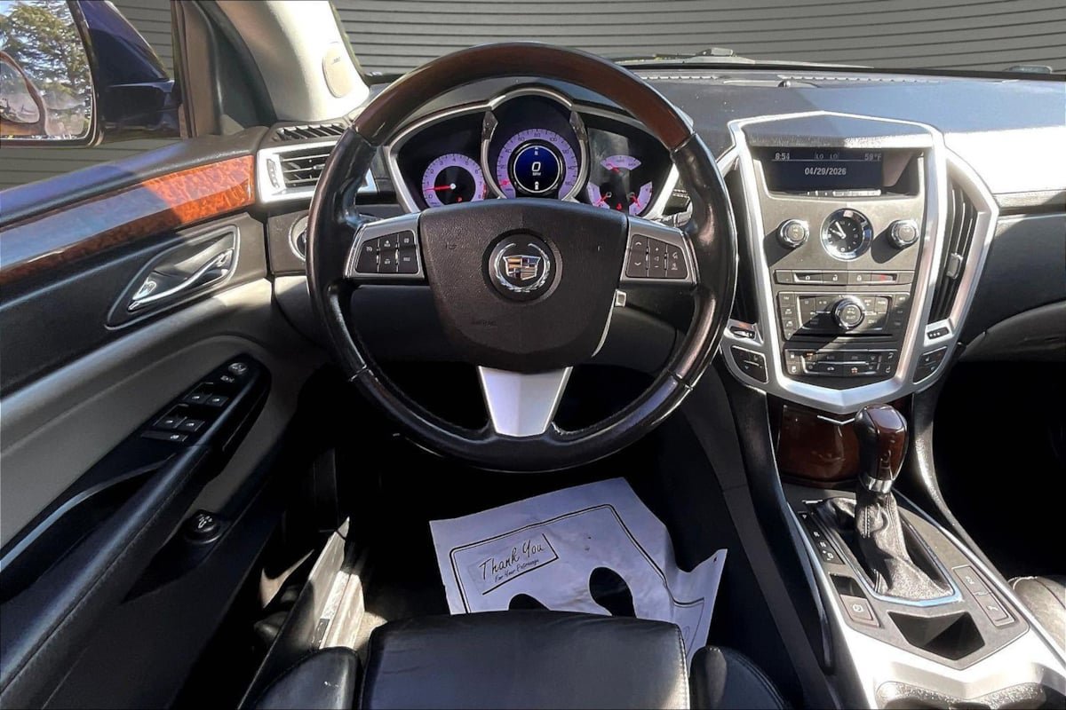 Used 2011 Cadillac SRX Luxury AWD/4WD image 8