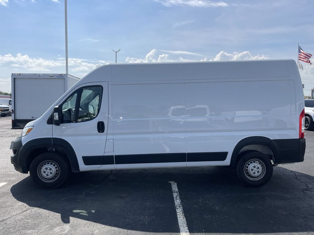 Used 2026 RAM ProMaster 2500 w/ Convenience Group FWD image 2