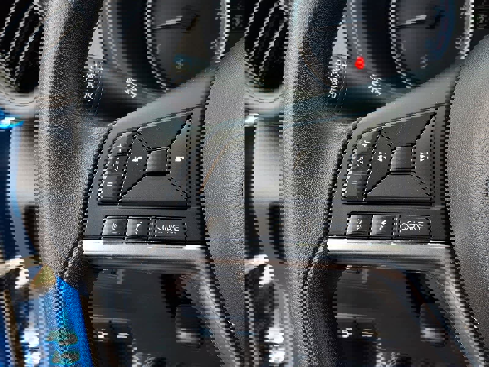 Used 2022 Nissan Kicks S image 31