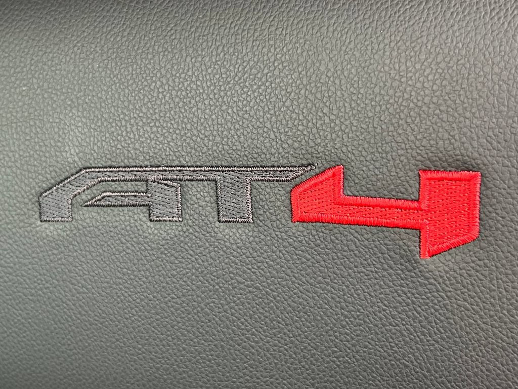 Used 2023 GMC Acadia AT4 w/ Technology Package AWD/4WD image 15