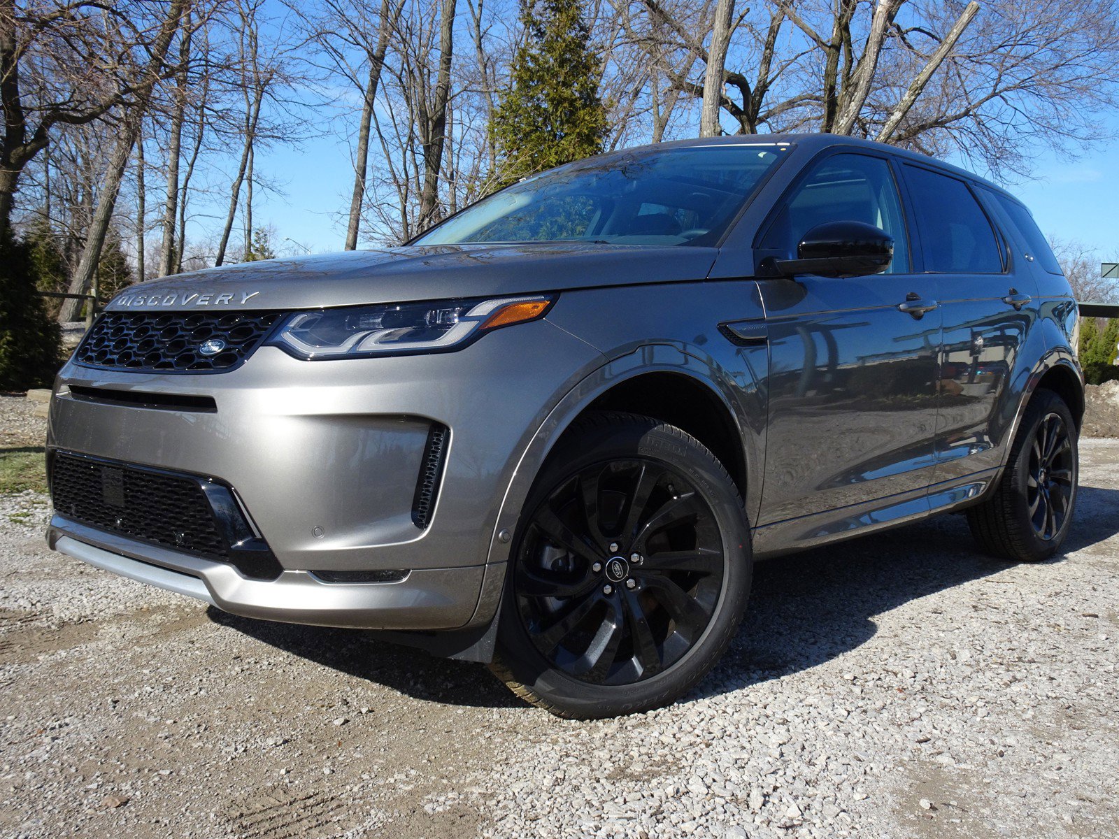 New 2025 Land Rover Discovery Sport S image 1