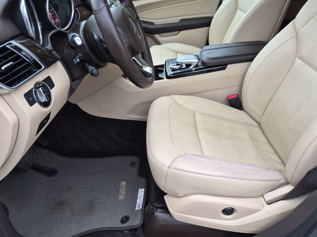 Used 2018 Mercedes-Benz GLE 350 4MATIC image 33