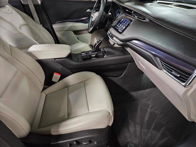 Used 2022 Cadillac XT4 Luxury image 21