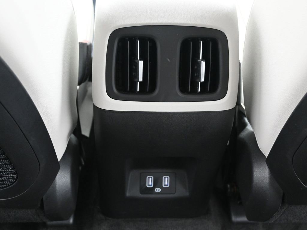 Used 2024 Hyundai Tucson Limited image 12