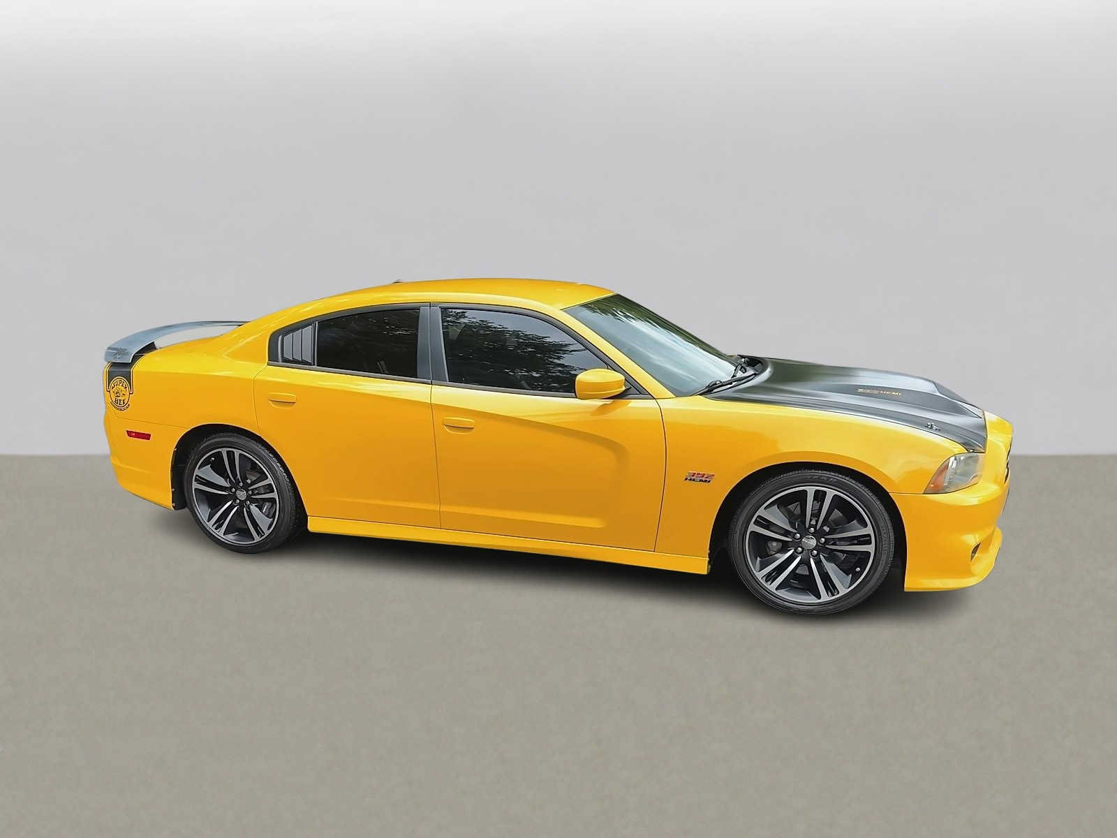 Used 2012 Dodge Charger SRT8 Super Bee w/ Driver Convenience Group II RWD image 2