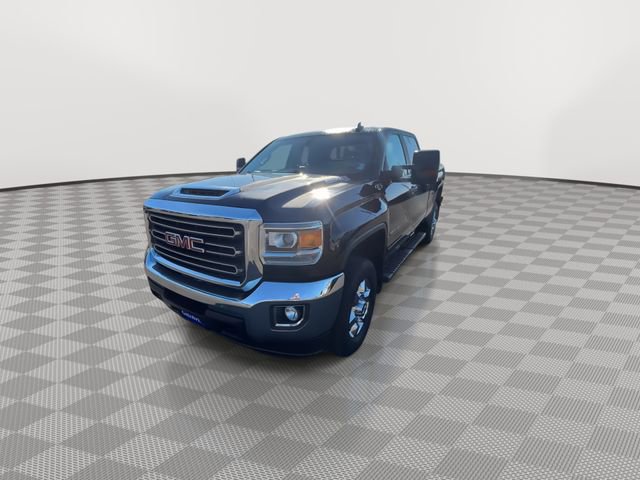 Used 2019 GMC Sierra 3500 SLE w/ SLE Preferred Package image 3