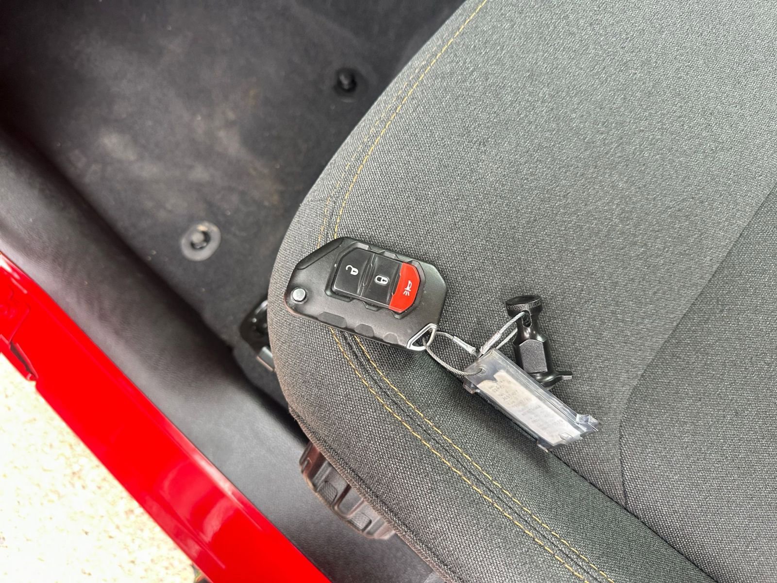 Used 2025 Jeep Wrangler Sport S image 22