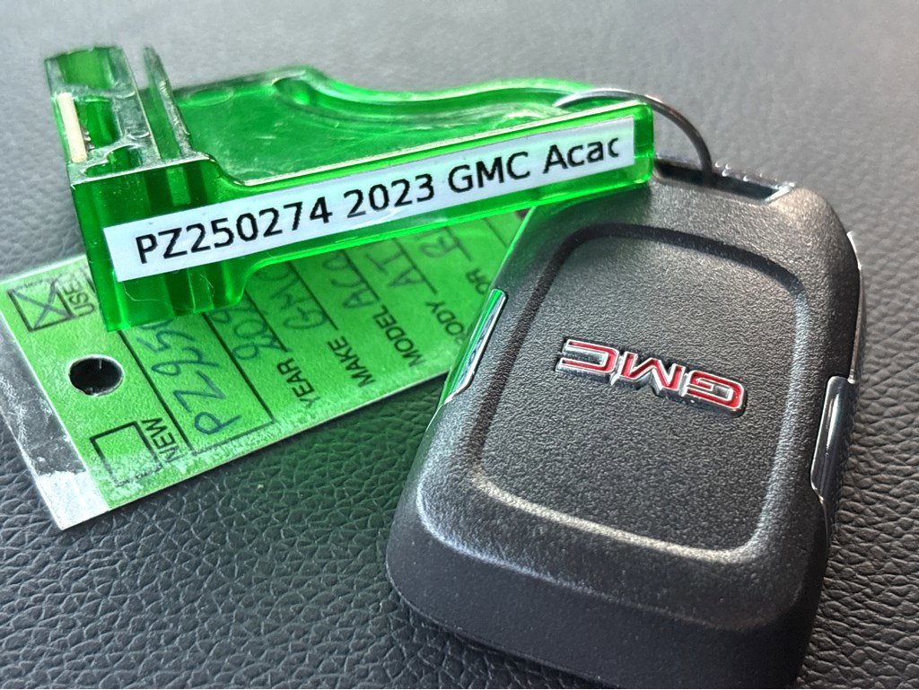 Used 2023 GMC Acadia AT4 w/ Technology Package image 38