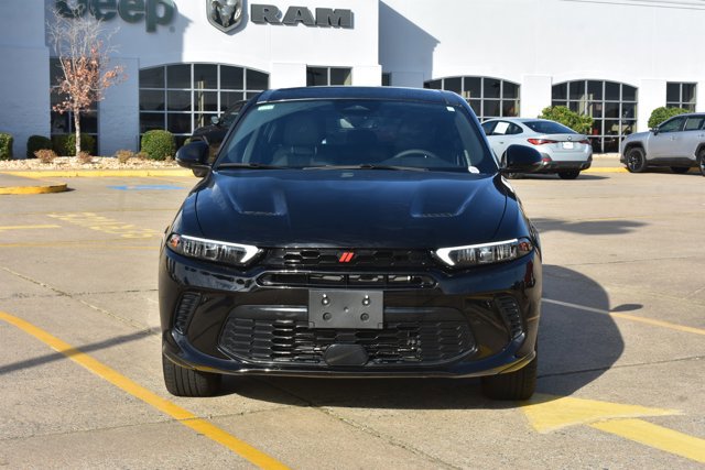 Used 2024 Dodge Hornet R/T Plus image 2