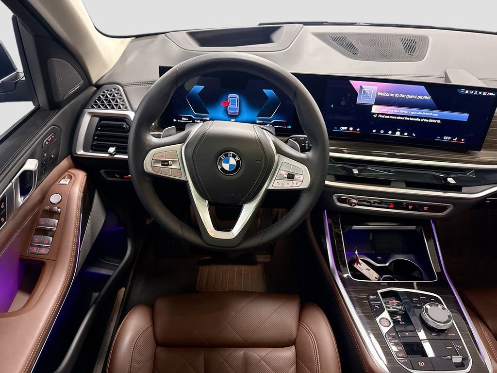 Certified 2024 BMW X7 xDrive40i w/ Premium Package image 10