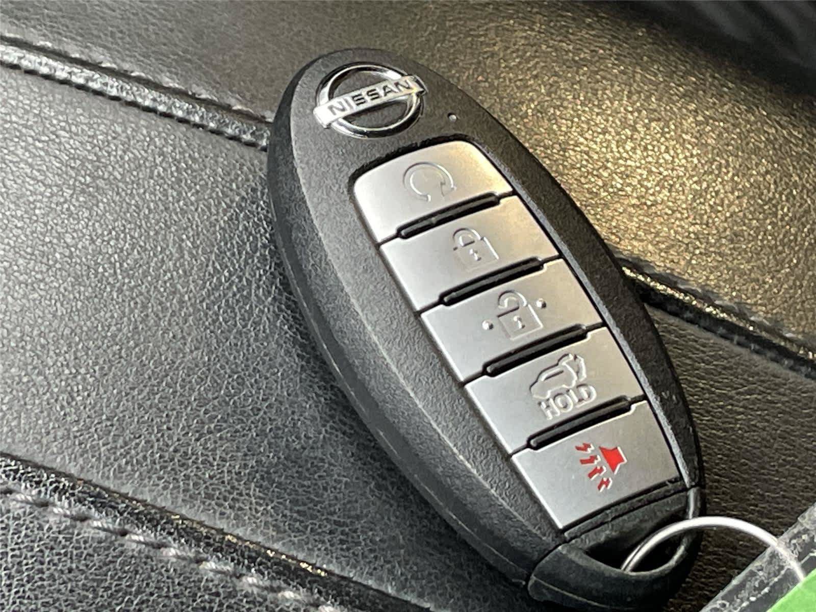 Used 2019 Nissan Rogue SV w/ Sun & Sound Touring Package AWD/4WD image 31