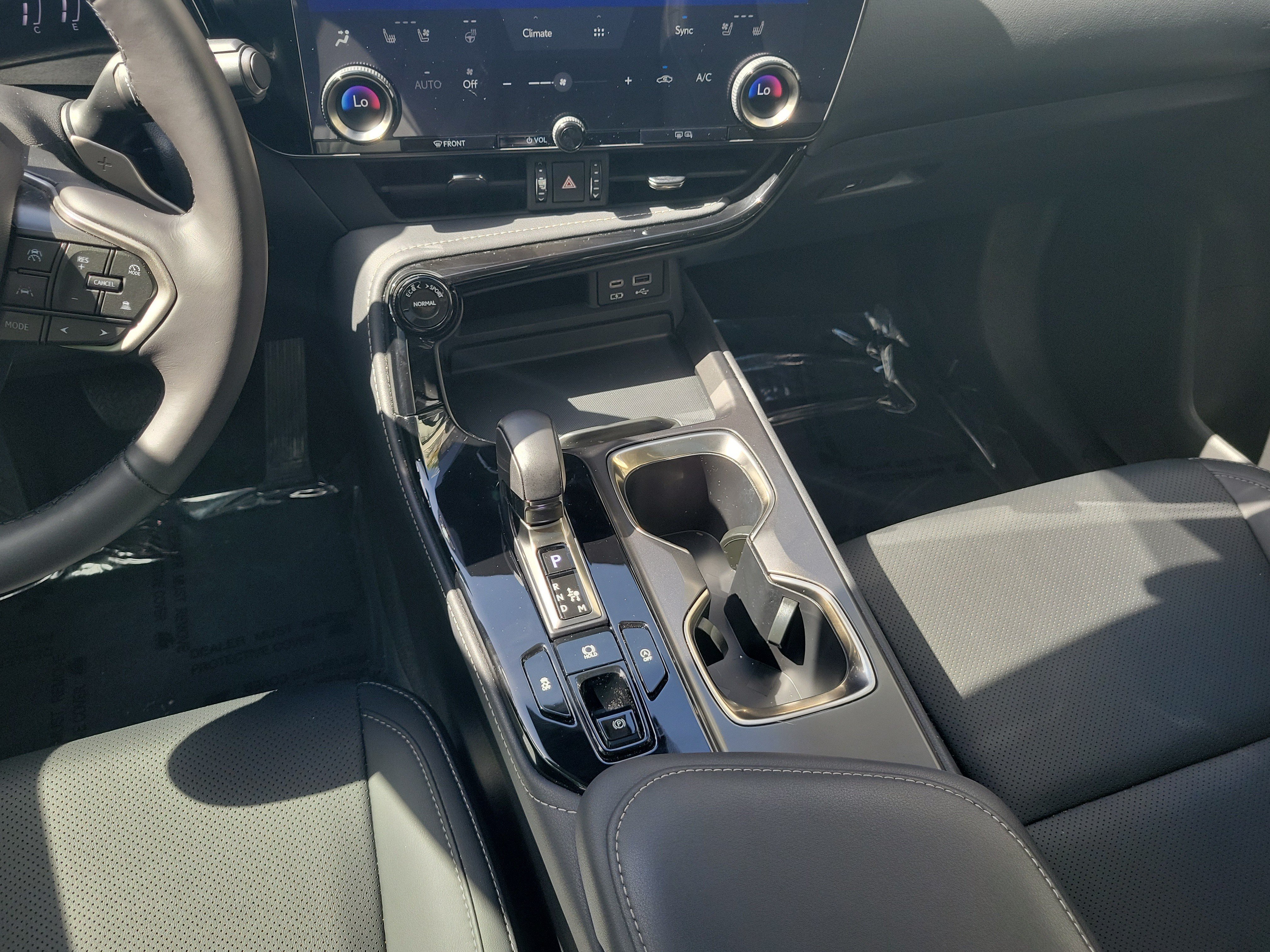 Used 2024 Lexus NX 250 FWD w/ Cold Area Package image 18