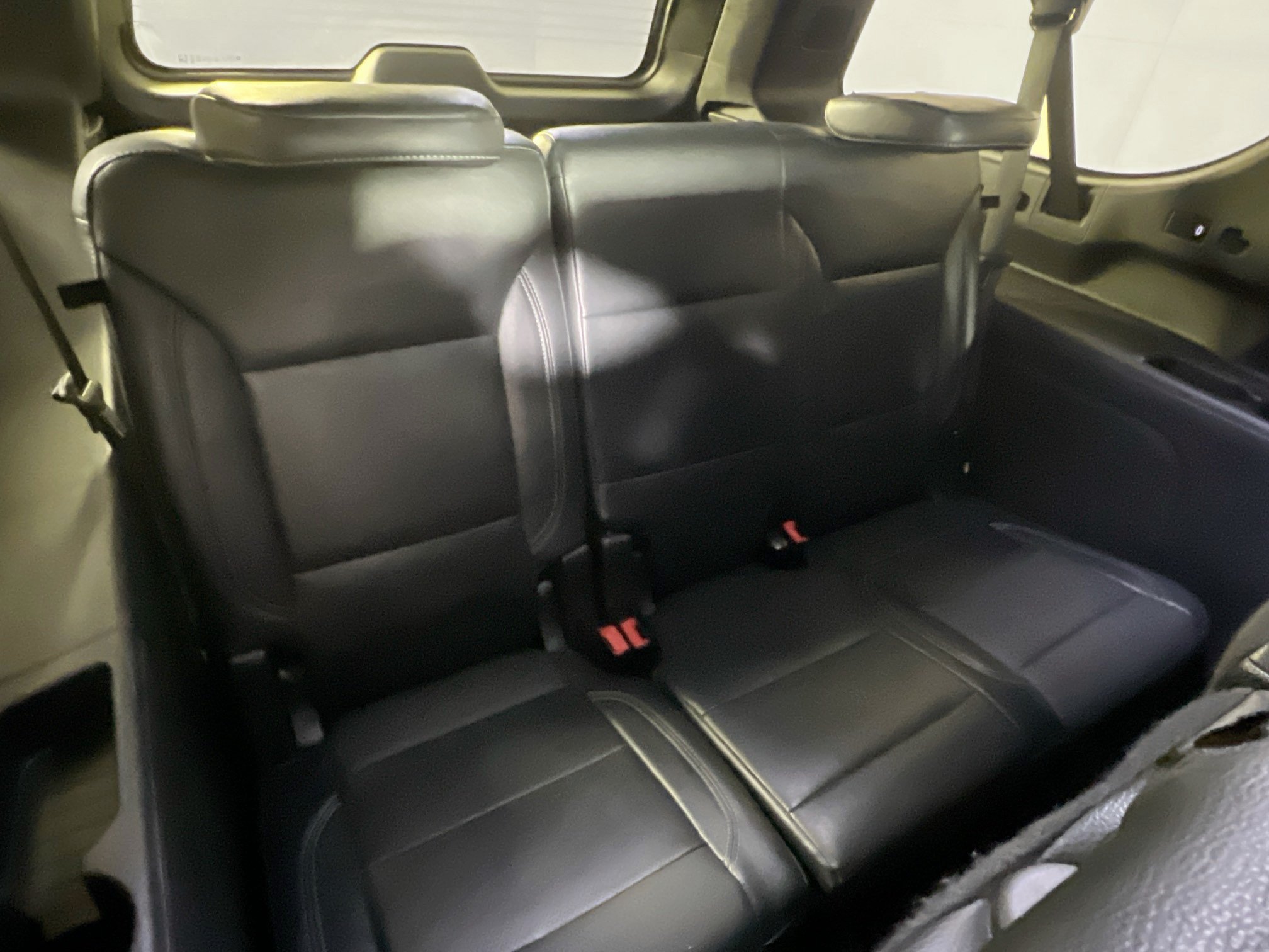 Used 2022 GMC Yukon XL SLE AWD/4WD image 25