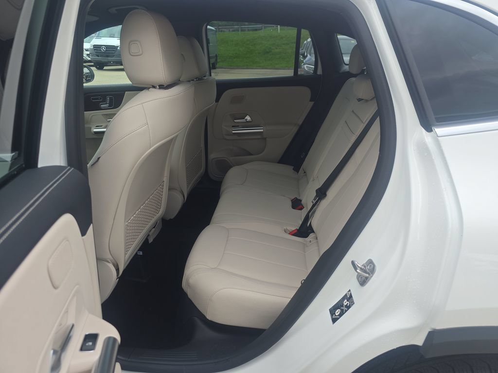 New 2026 Mercedes-Benz GLA 250 4MATIC image 24