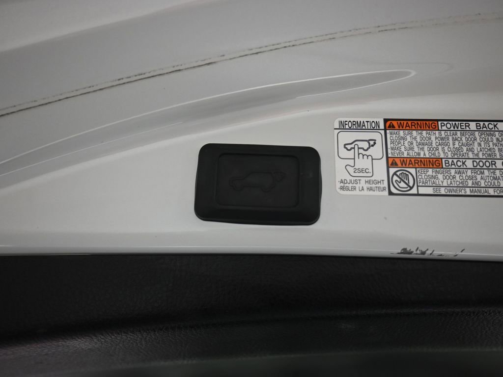 Used 2018 Toyota RAV4 Limited image 47