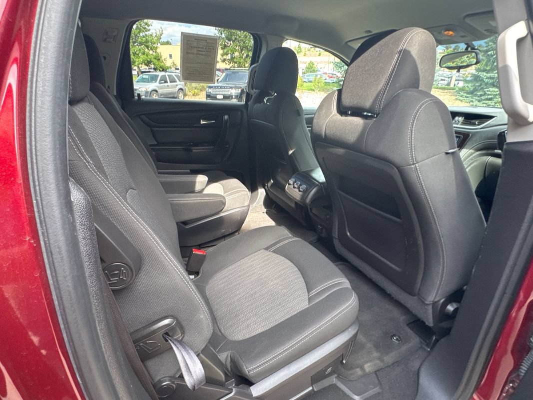 Used 2015 Chevrolet Traverse LT AWD/4WD image 19