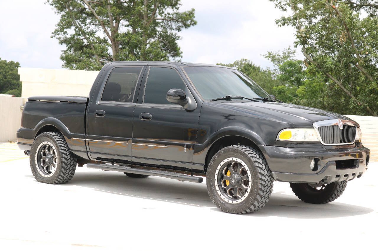 Used 2002 Lincoln Blackwood RWD image 1