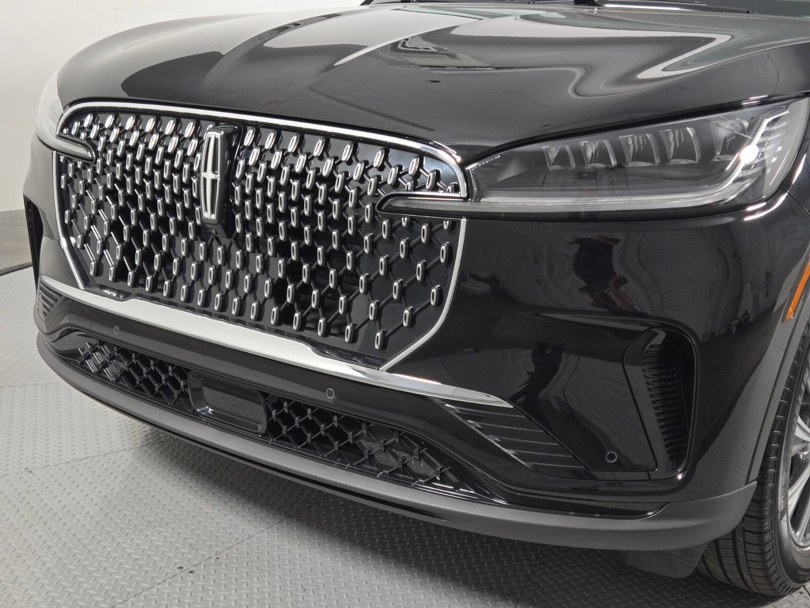 New 2026 Lincoln Aviator AWD image 10