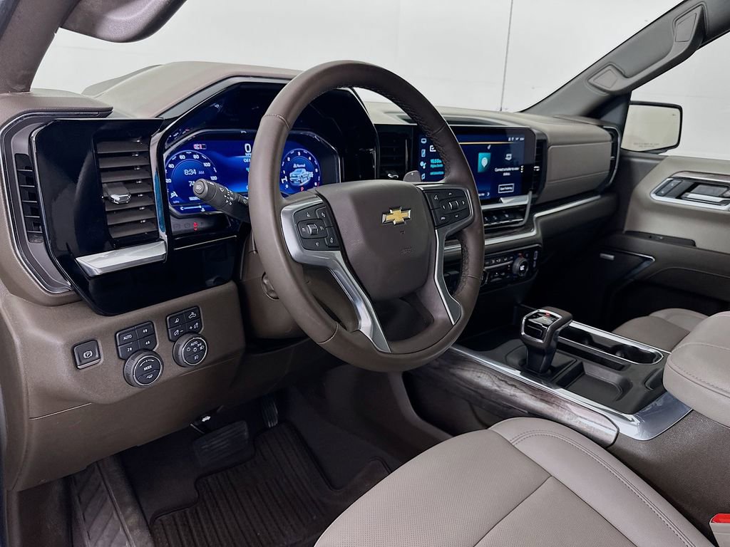 Used 2024 Chevrolet Silverado 1500 LTZ w/ LTZ Premium Texas Edition image 9
