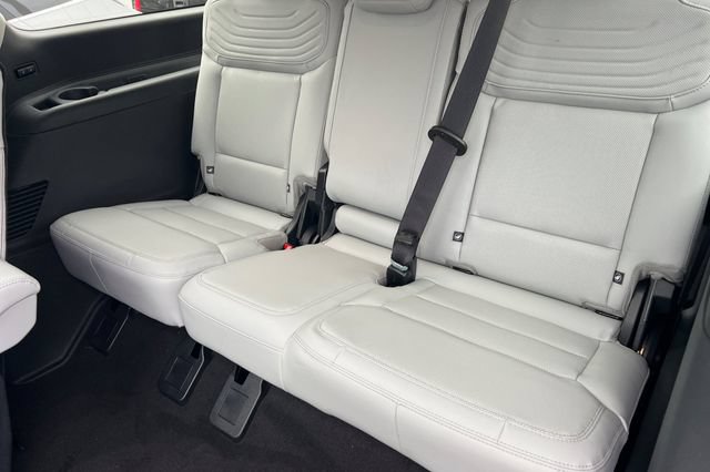 New 2025 Ford Expedition Max Platinum w/ Platinum Ultimate Package AWD/4WD image 14