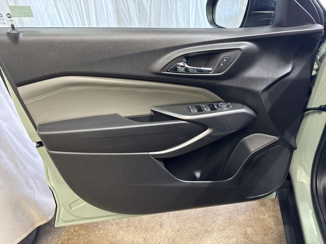 Certified 2025 Chevrolet Trax ACTIV w/ Sunroof Package image 22