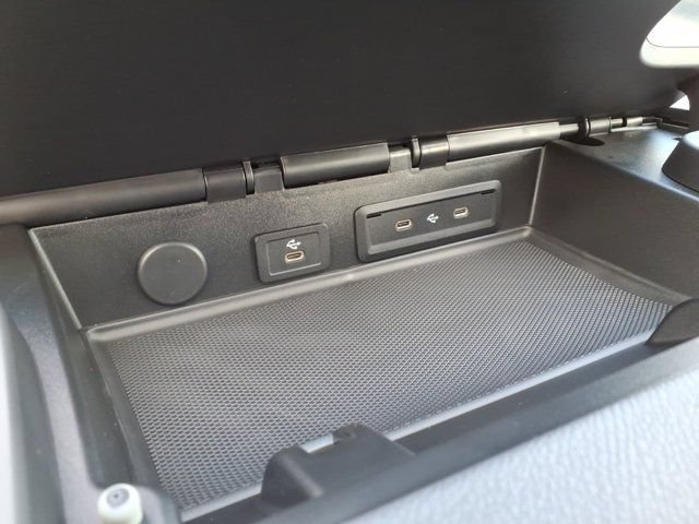 New 2025 Mercedes-Benz eSprinter 170 Cargo image 8