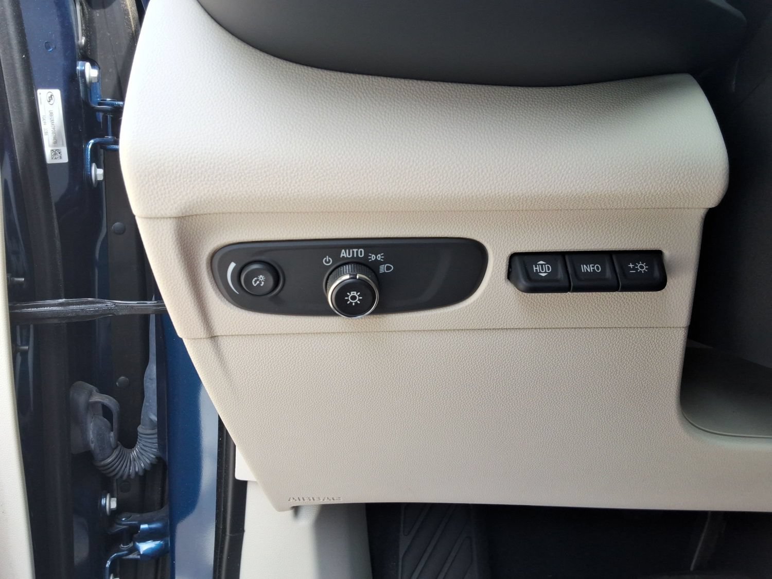 Used 2023 Buick Envision Avenir FWD image 20
