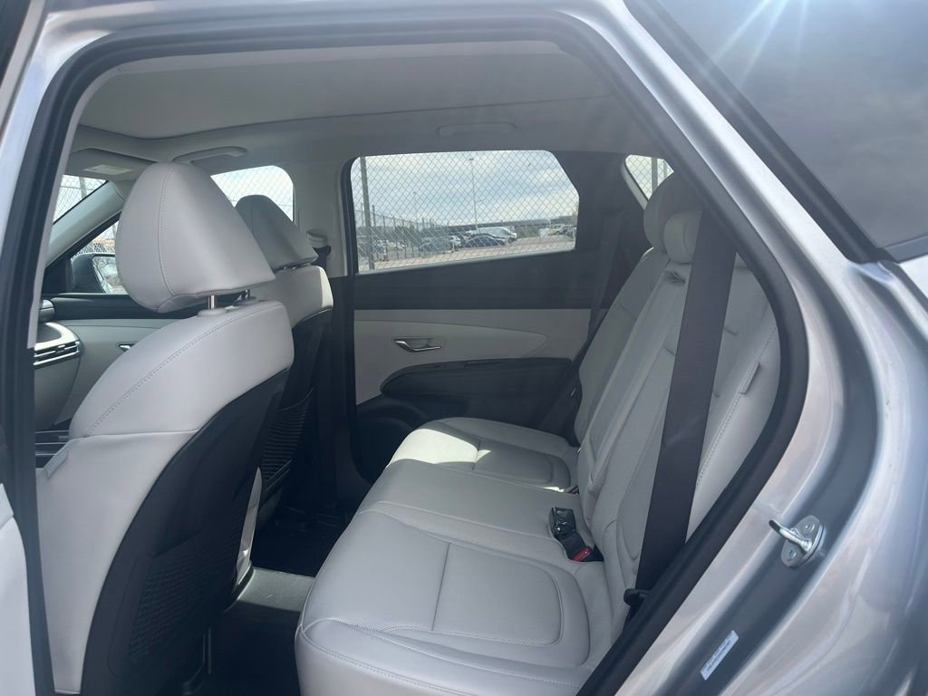 Used 2025 Hyundai Tucson Limited image 9