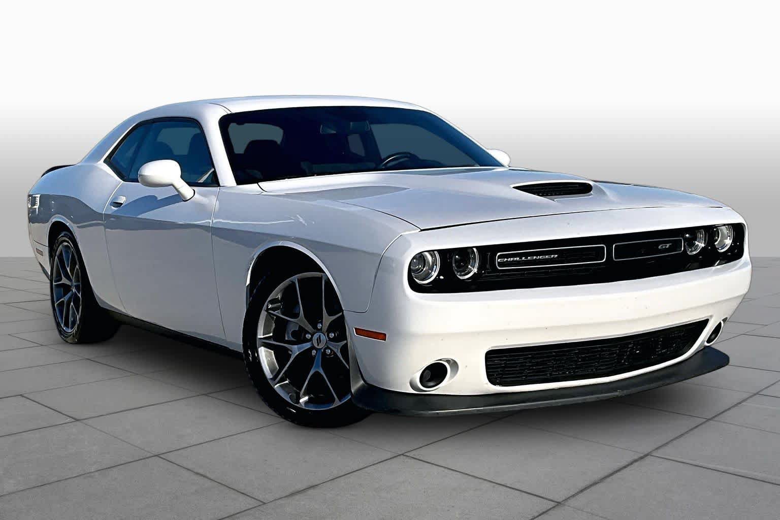 Used 2023 Dodge Challenger GT RWD image 3