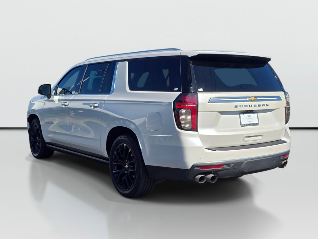 Used 2024 Chevrolet Suburban High Country AWD/4WD image 5