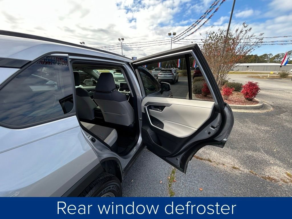 Used 2023 Toyota RAV4 XLE image 22