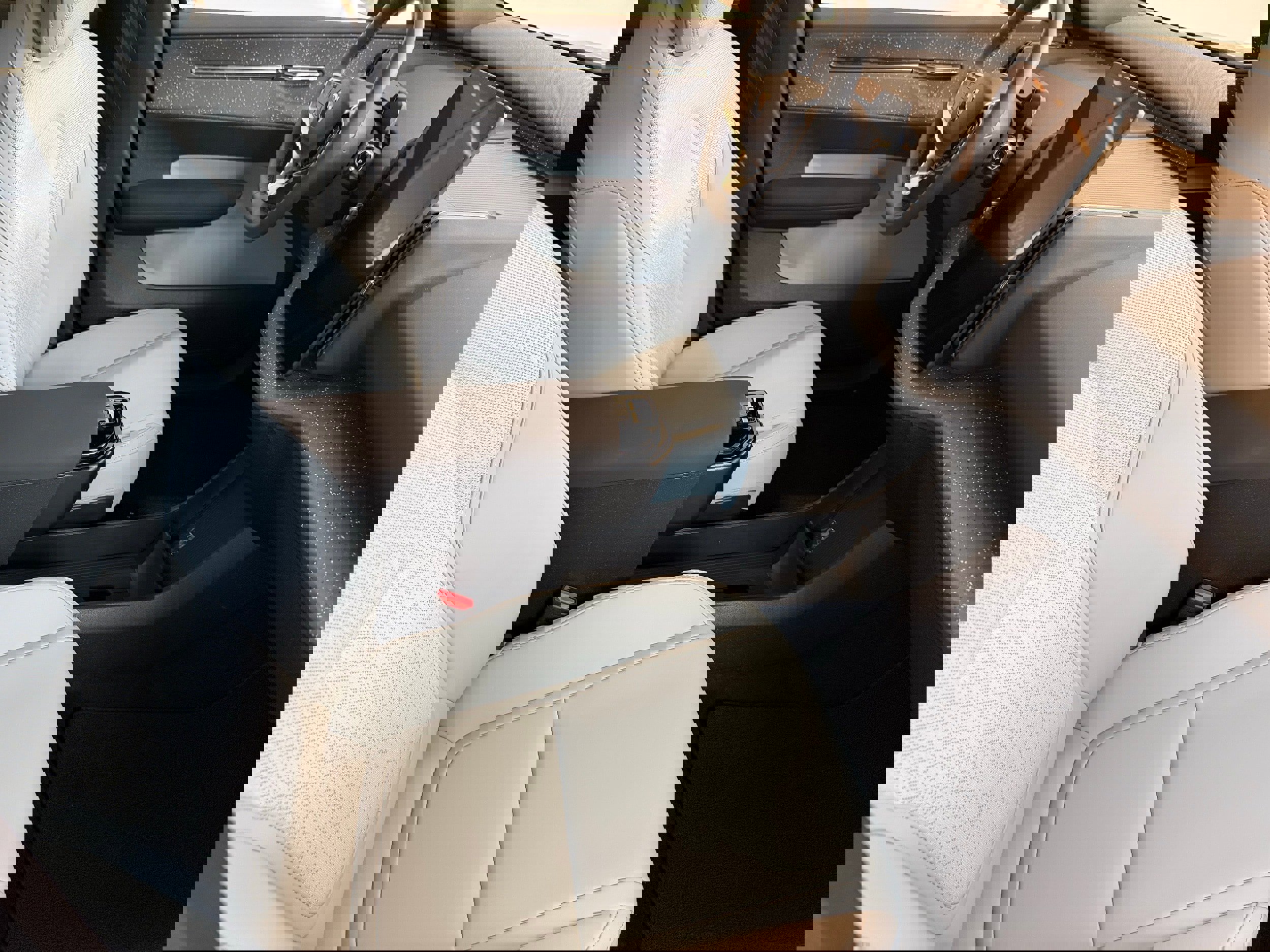 New 2026 Volvo EX30 Ultra w/ Climate Package image 31