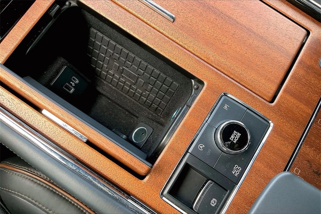 Used 2023 Lincoln Navigator Black Label image 24