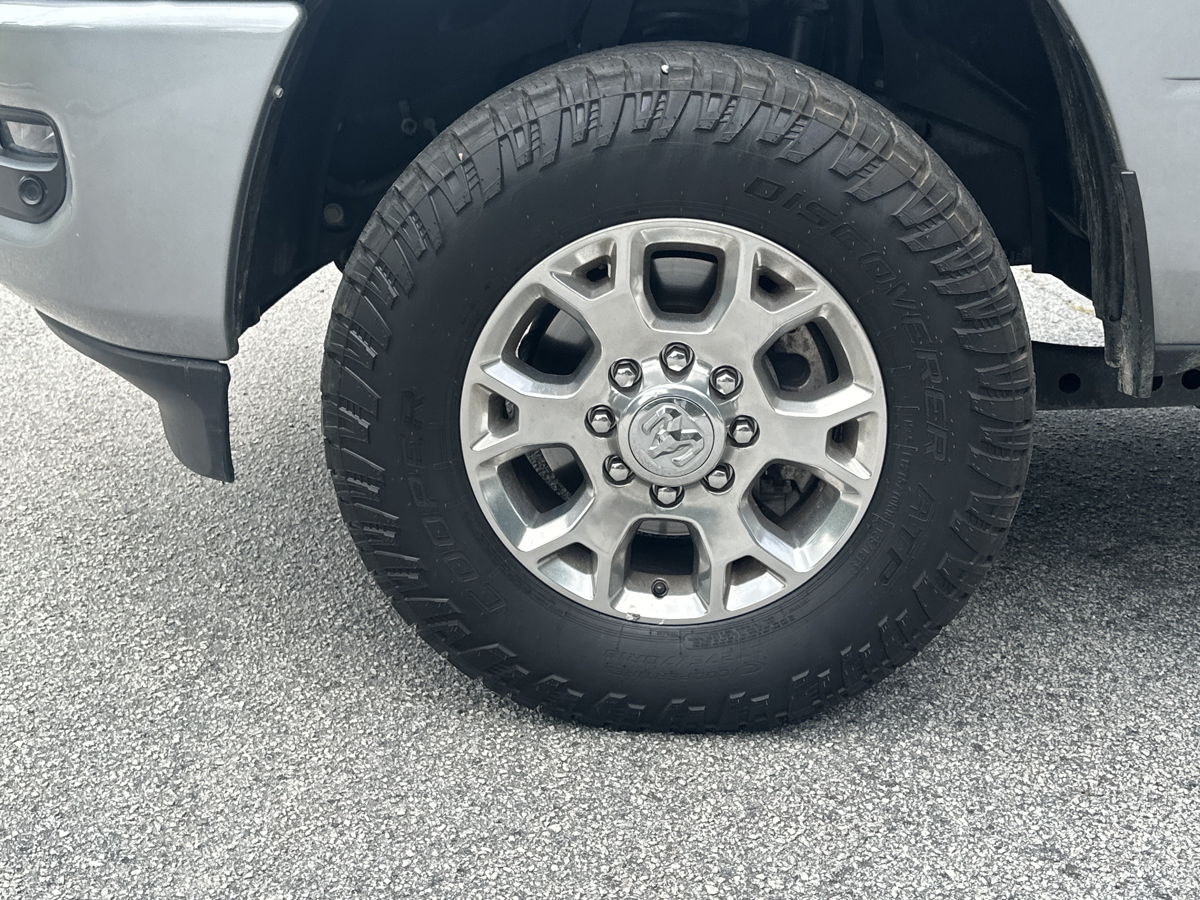 Used 2024 RAM 2500 Laramie w/ Safety Group AWD/4WD image 11