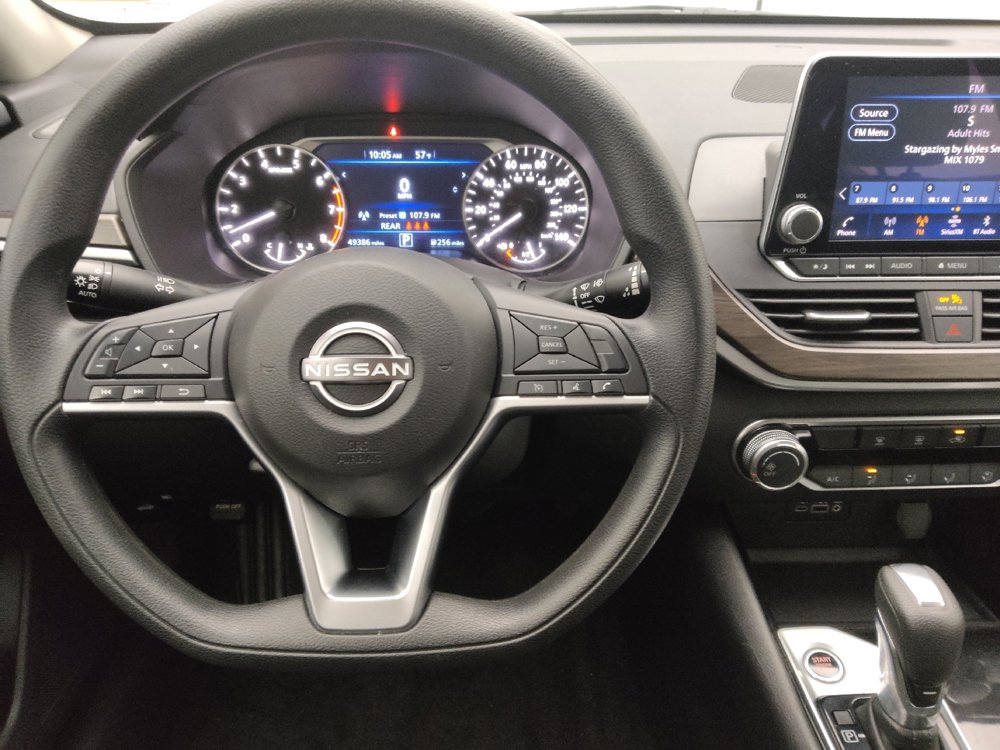 Used 2024 Nissan Altima 2.5 SV image 22