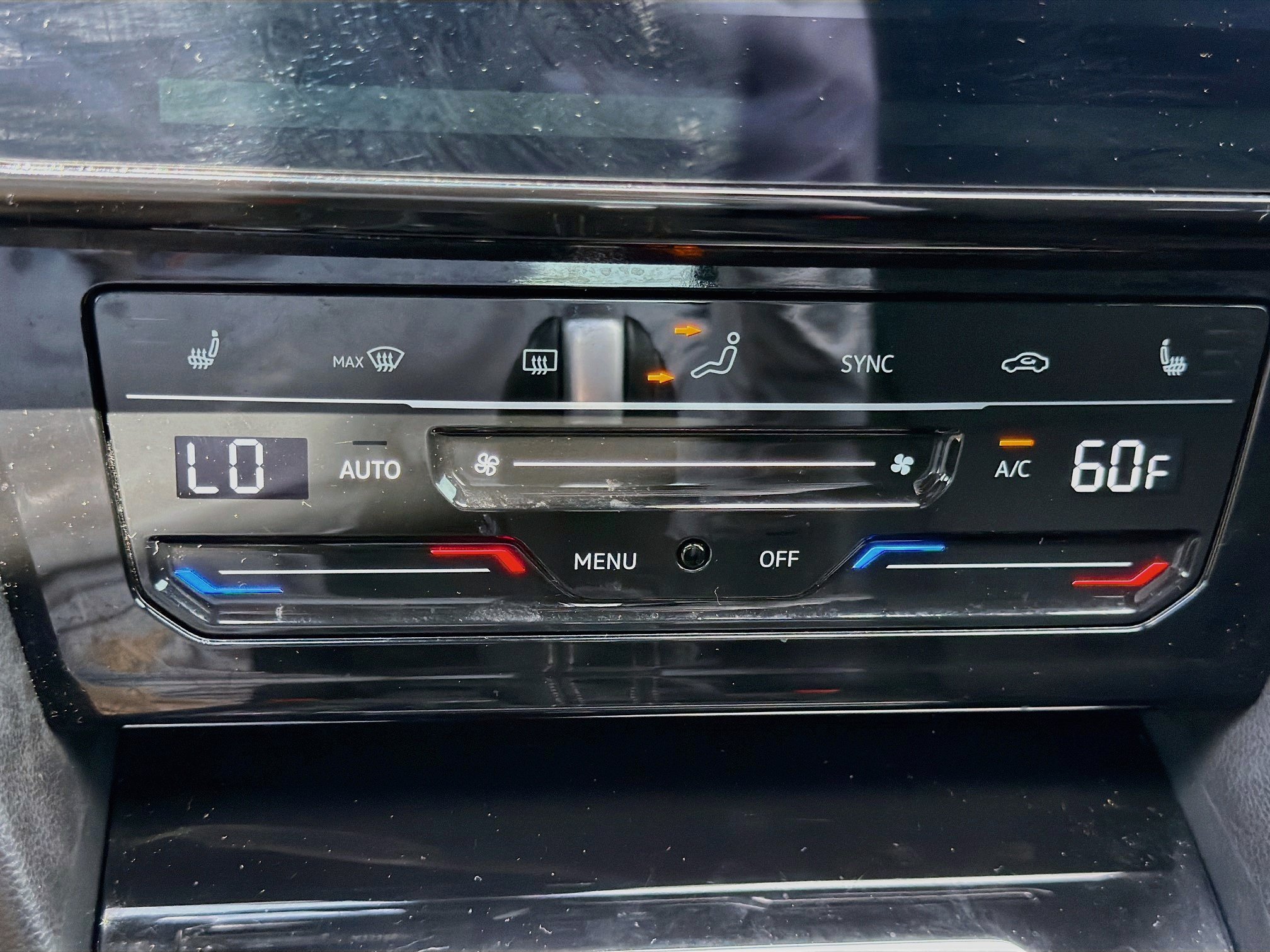Certified 2023 Volkswagen Arteon SE FWD image 32