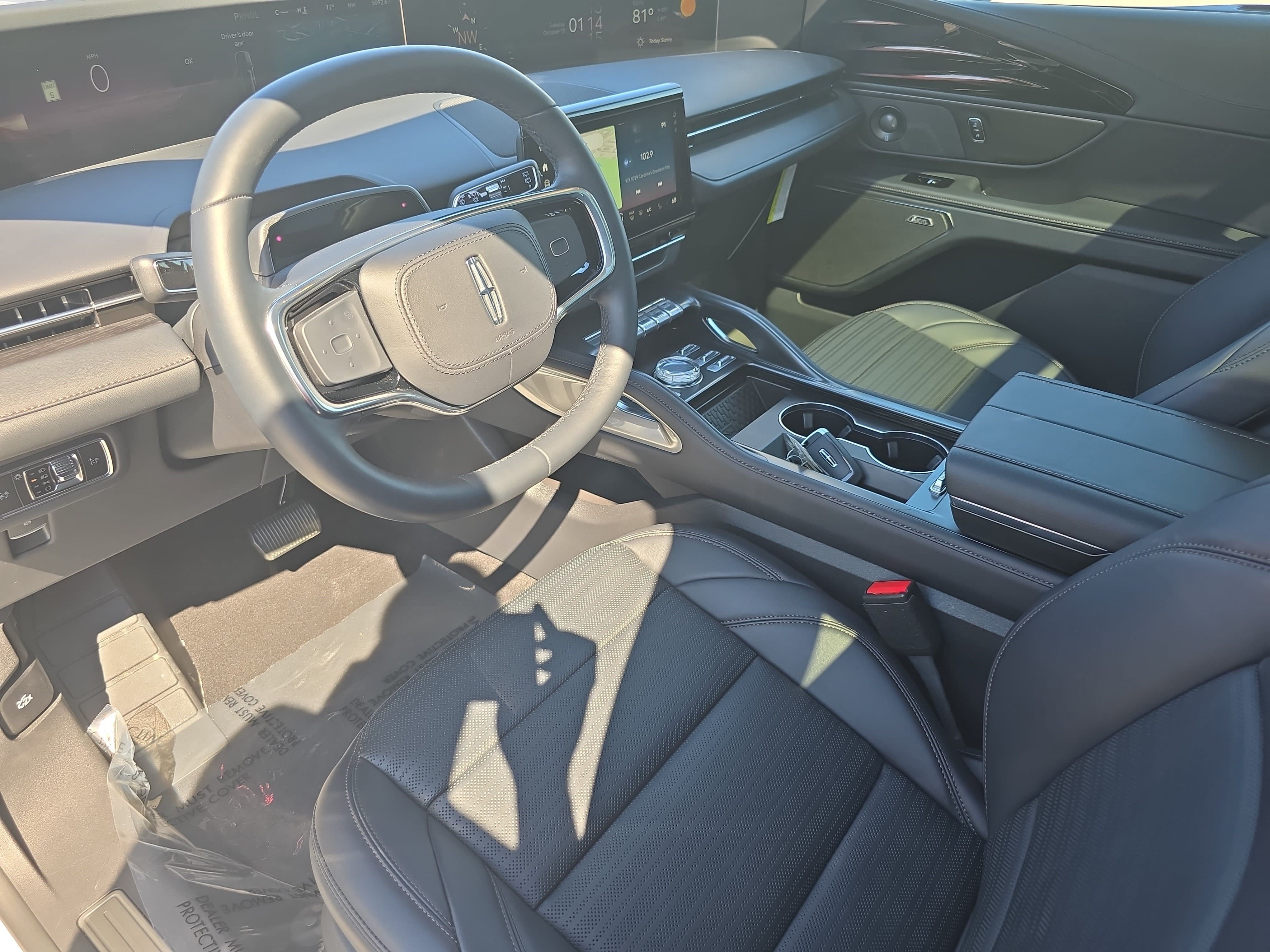 New 2026 Lincoln Nautilus Reserve w/ Jet Appearance Package AWD/4WD image 15