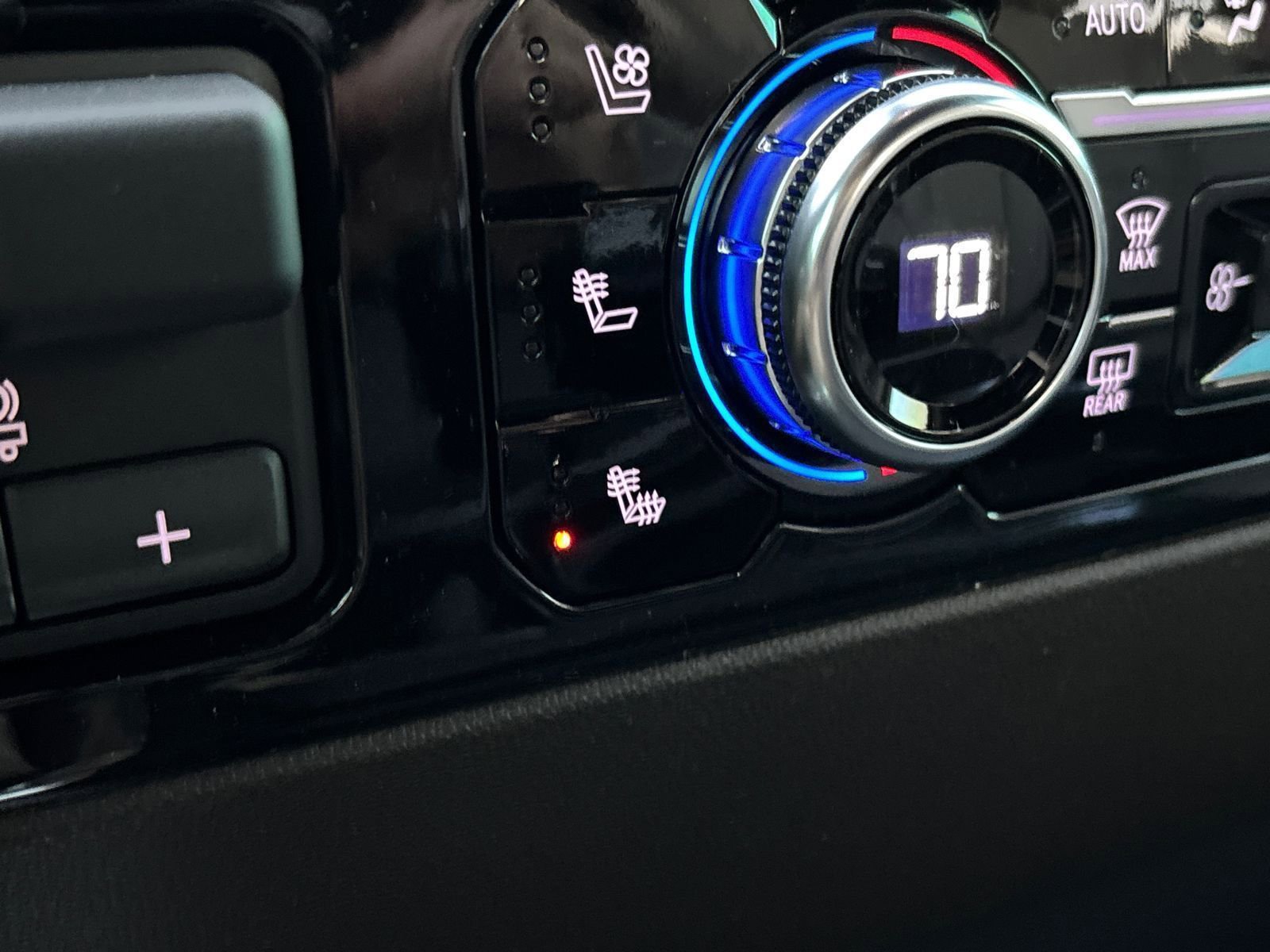 New 2026 GMC Sierra 2500 SLT w/ SLT Premium Package image 11