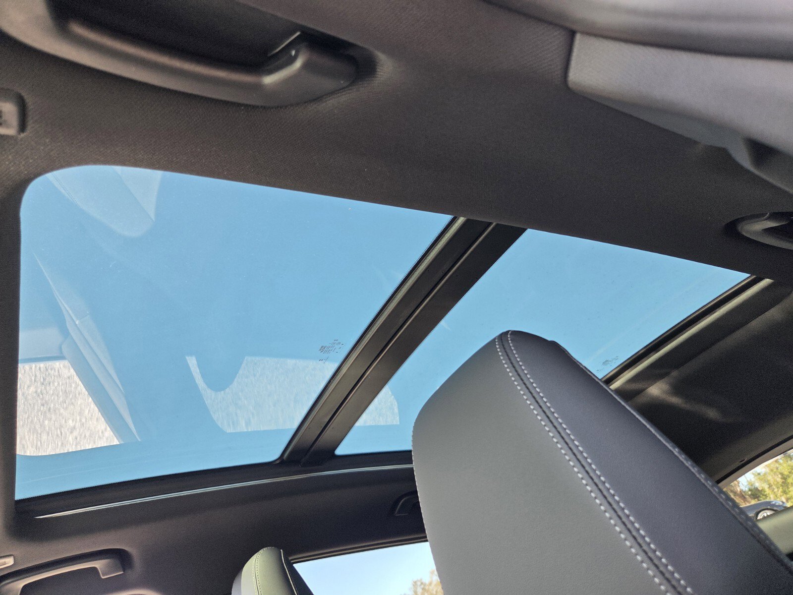 New 2026 BMW X1 xDrive28i w/ Convenience Package image 20