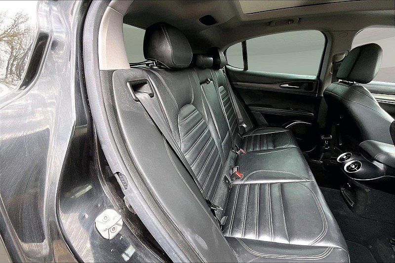 Used 2019 Alfa Romeo Stelvio Ti Lusso w/ Quick Order Package 22X Lusso image 26