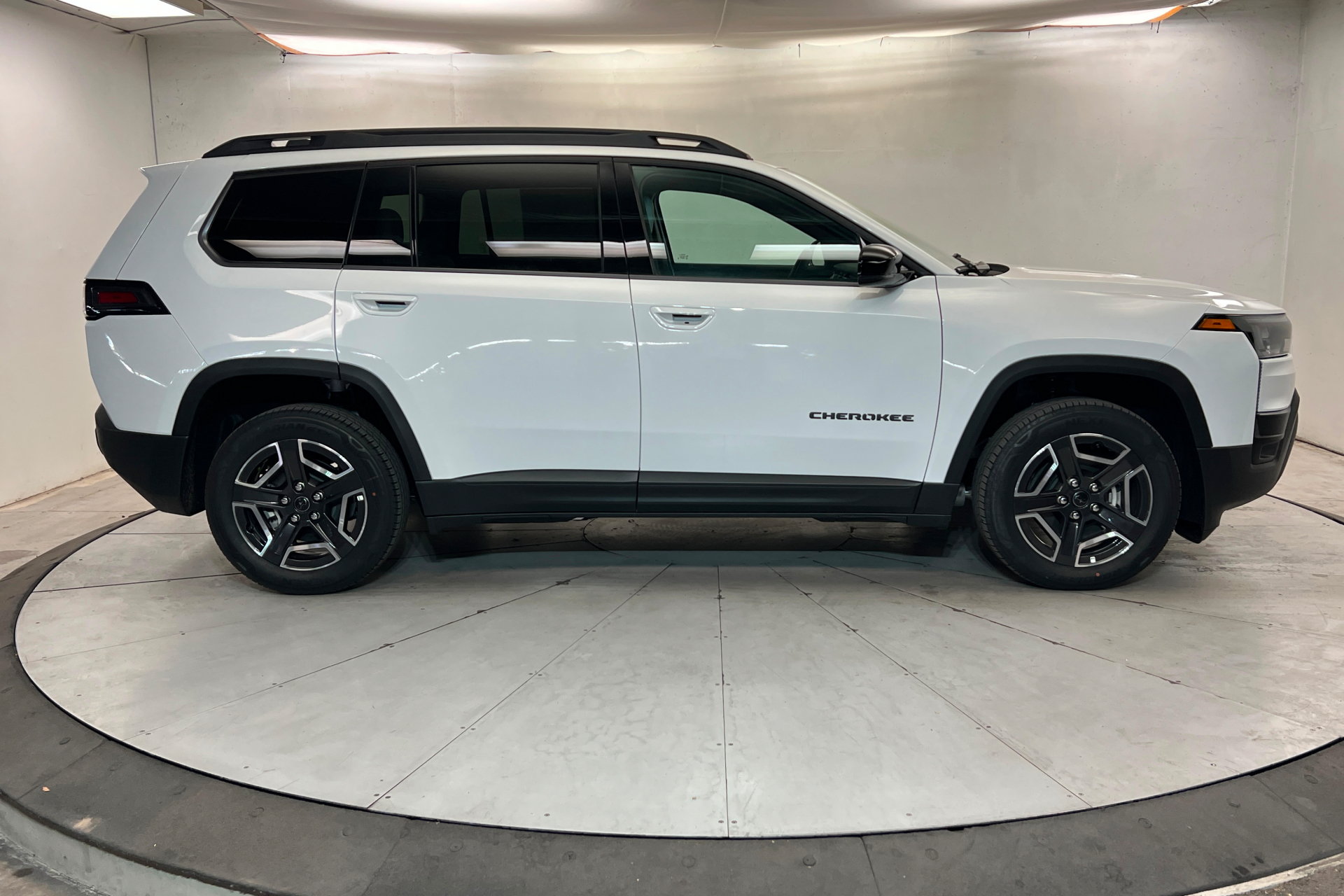 New 2026 Jeep Cherokee Limited AWD/4WD image 6