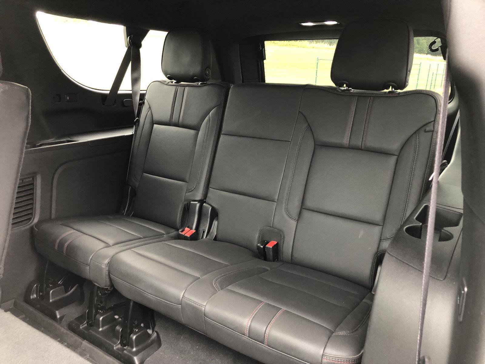 Certified 2024 Chevrolet Suburban RST w/ Sport Performance Package image 21