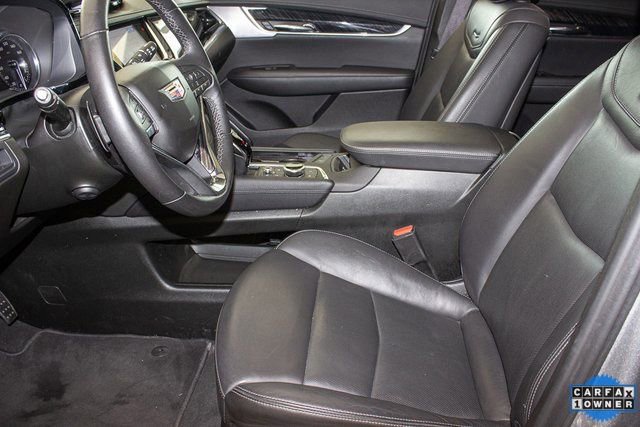 Used 2025 Cadillac XT6 Premium Luxury image 23