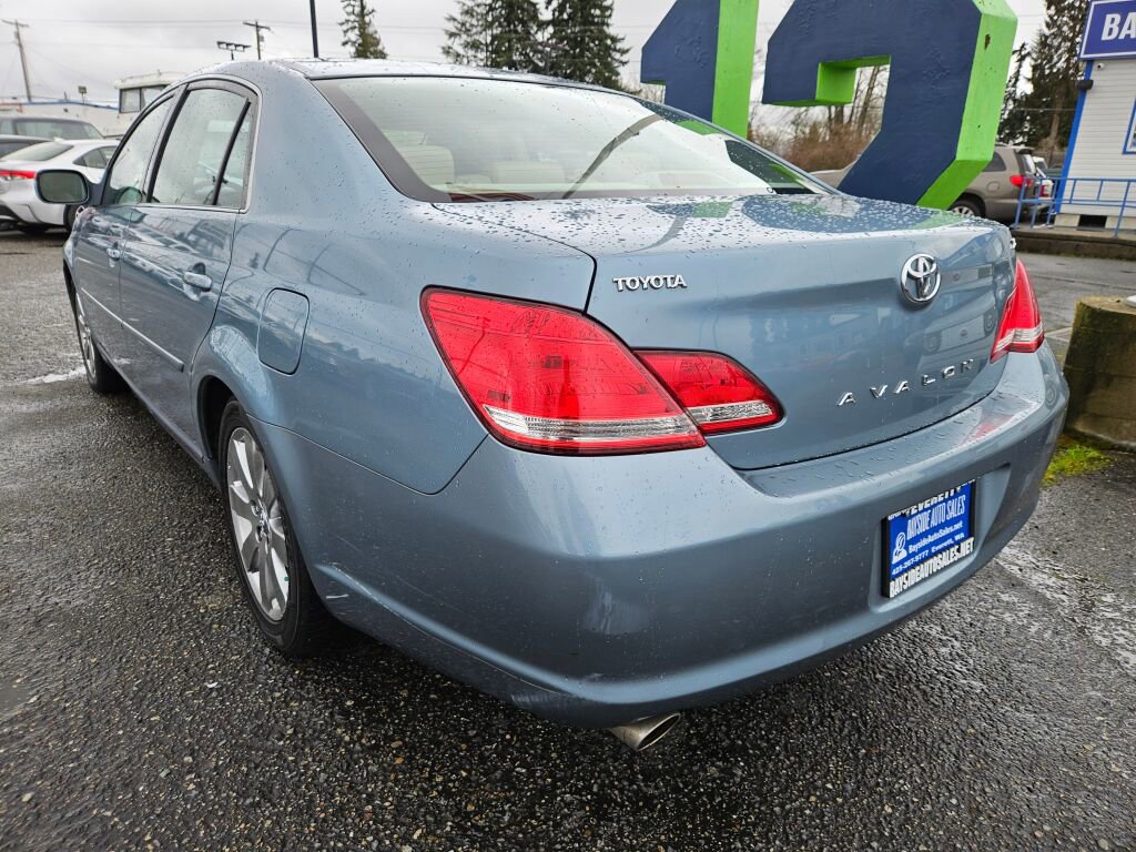 Used 2007 Toyota Avalon XL image 3